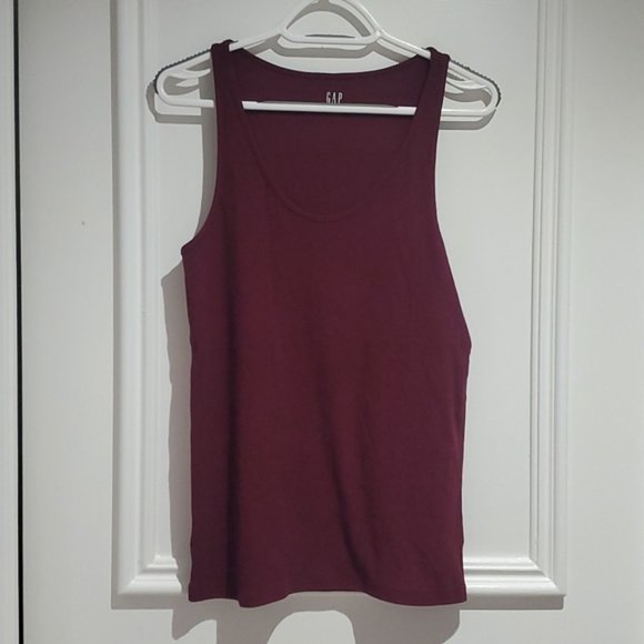 Gap Ribbed Burgundy Tank- Size Medium- NWOT (Does Not Come With Belt) - Picture 4 of 7